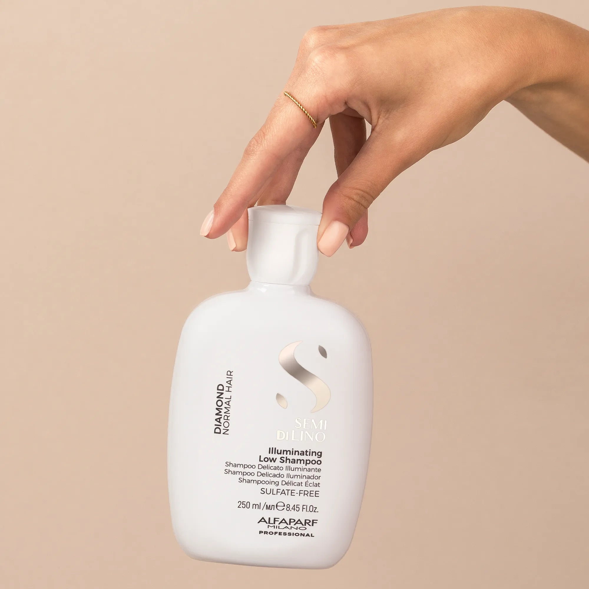 Illuminating Low Shampoo